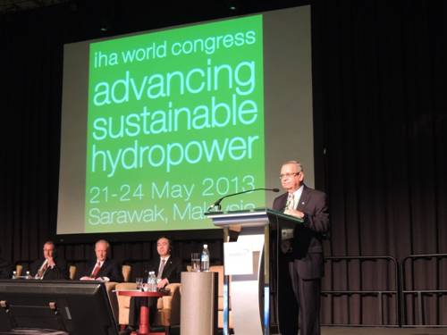 D:\日常办公\IHA 2013世界水电大会\匡院长照片\DSCN1192.JPG